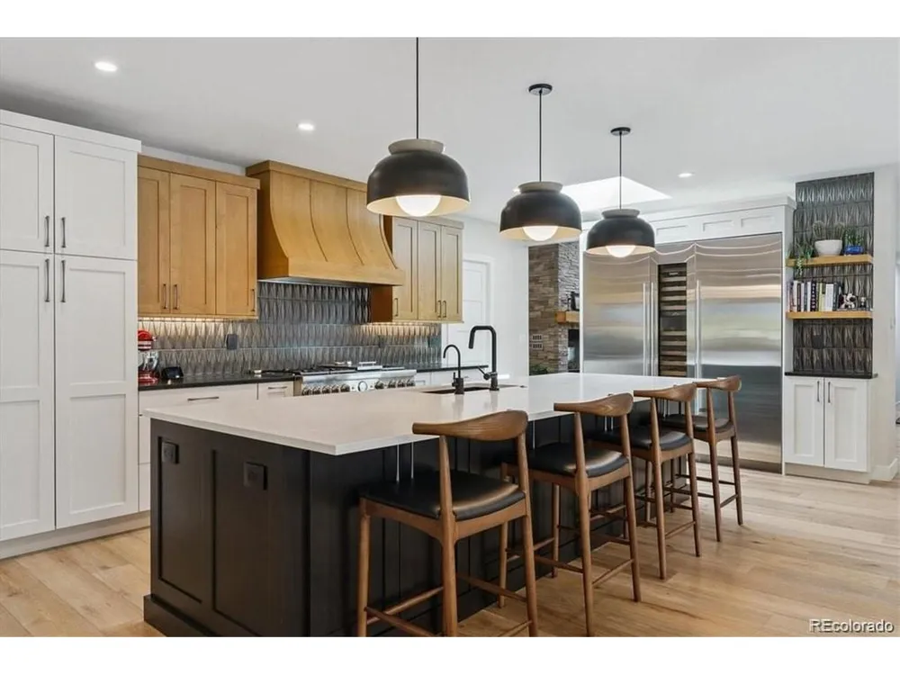 4900 Lakeshore Drive Littleton, CO 80123