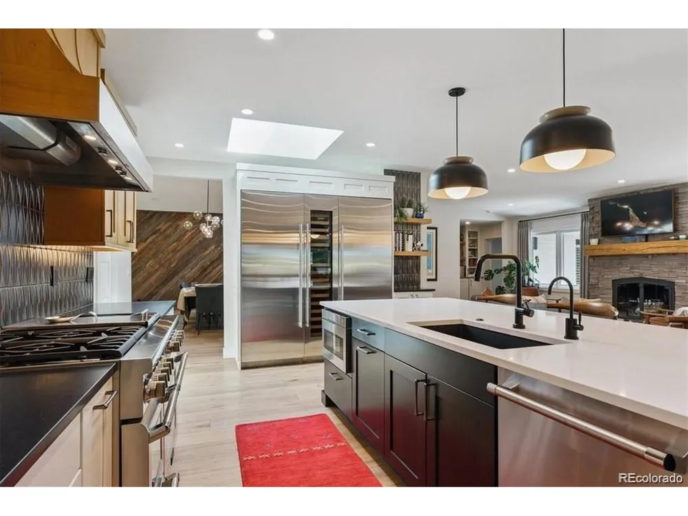 4900 Lakeshore Drive Littleton, CO 80123