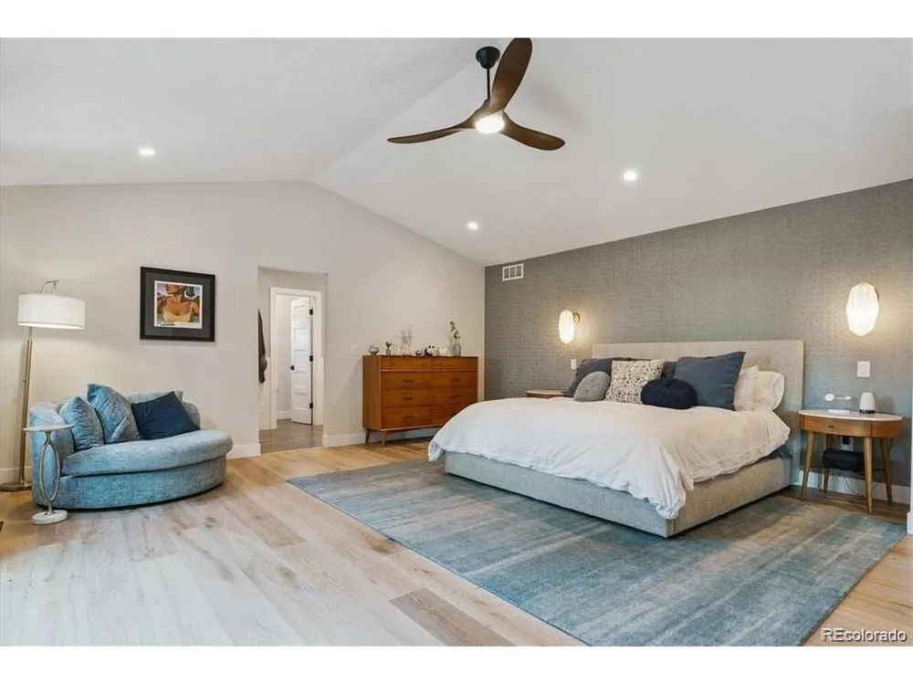 4900 Lakeshore Drive Littleton, CO 80123