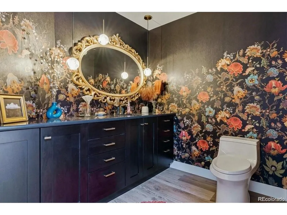 4900 Lakeshore Drive Littleton, CO 80123