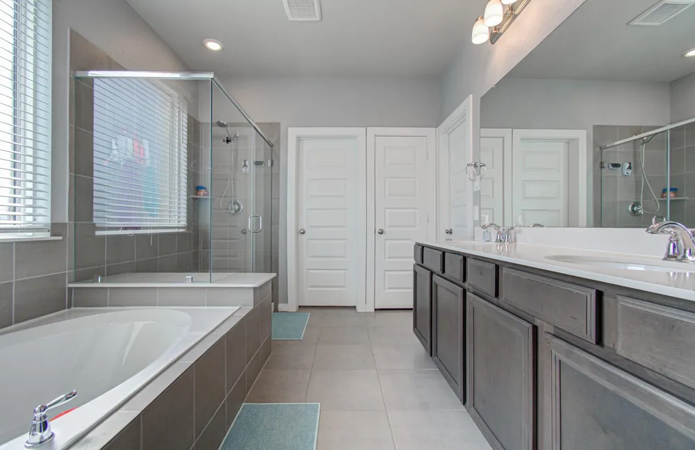 4910 Magnolia Springs Drive Pearland, TX 77584