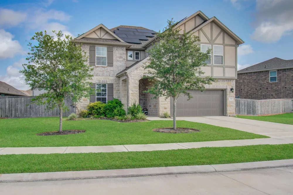 4910 Magnolia Springs Drive Pearland, TX 77584