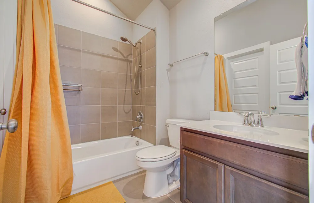 4910 Magnolia Springs Drive Pearland, TX 77584