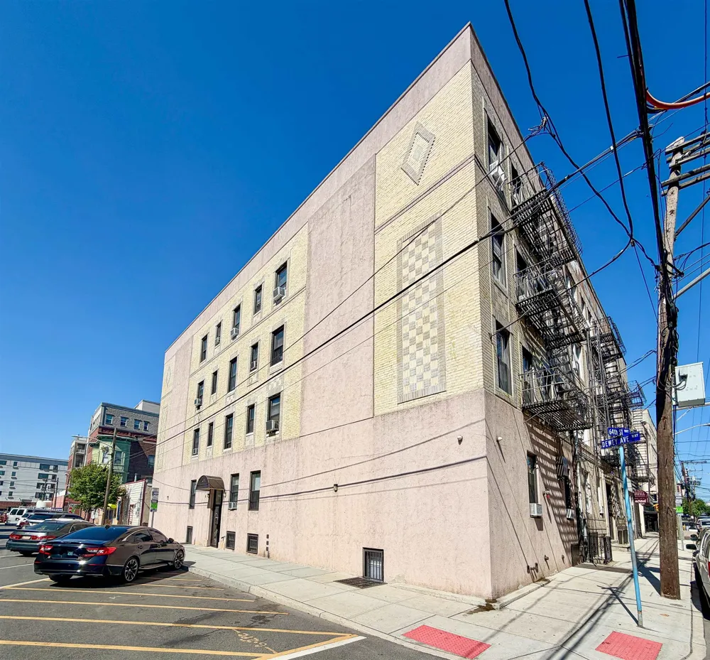 6311 DEWEY AVE West New York, NJ 07093
