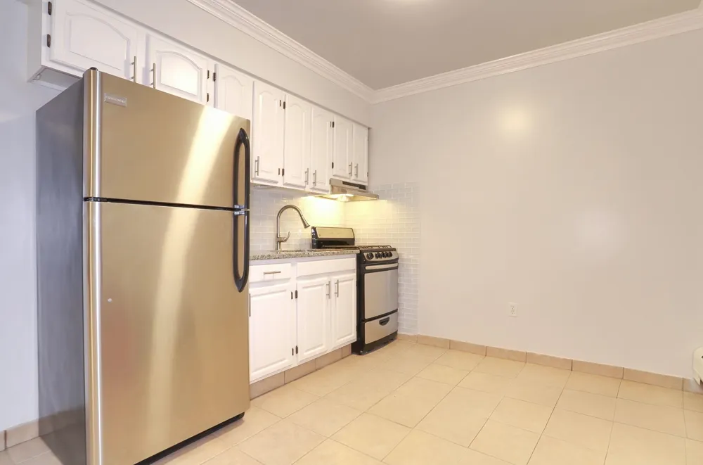 6311 DEWEY AVE West New York, NJ 07093
