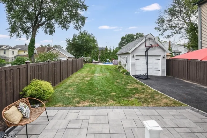 19 Field Rd Maplewood, NJ 07040