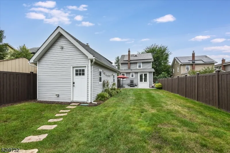 19 Field Rd Maplewood, NJ 07040