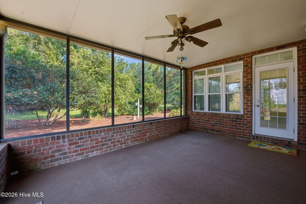 318 Village Green Drive Trent Woods, NC 28562