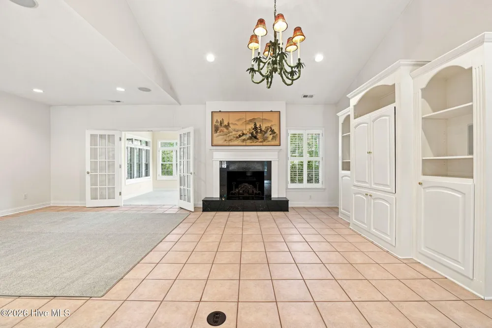 318 Village Green Drive Trent Woods, NC 28562