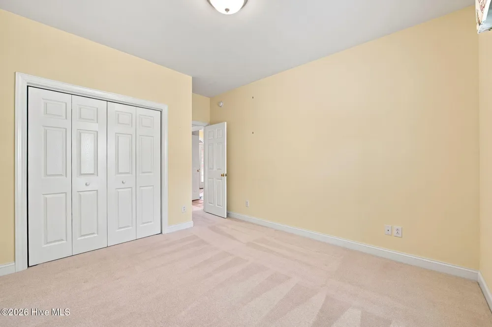 318 Village Green Drive Trent Woods, NC 28562