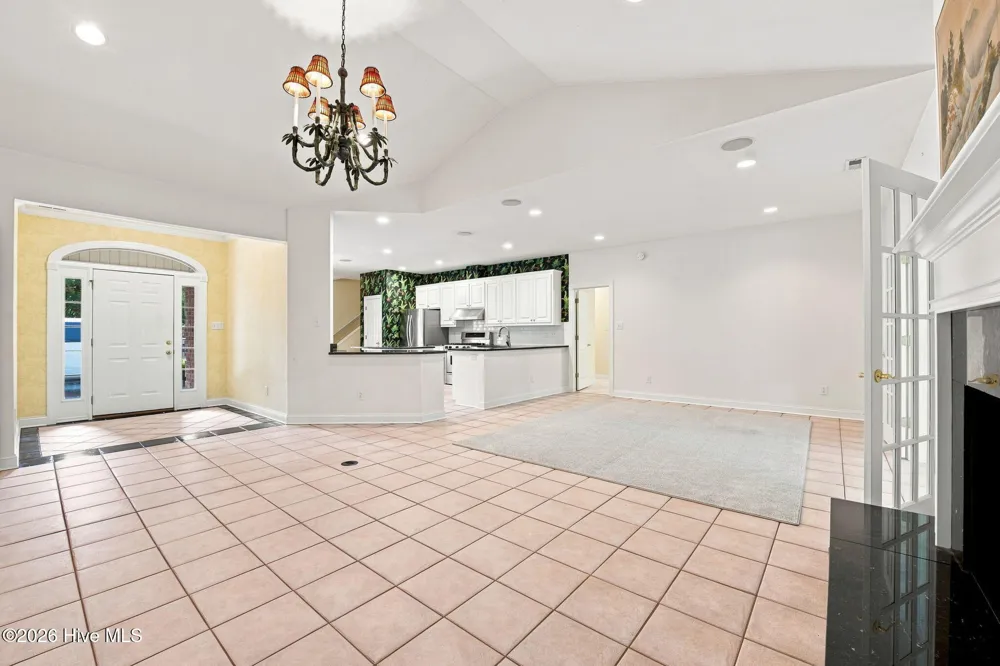 318 Village Green Drive Trent Woods, NC 28562