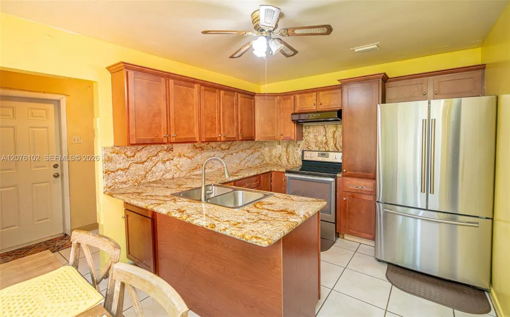 2340 NW 187th St Miami Gardens, FL 33056