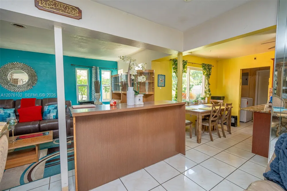 2340 NW 187th St Miami Gardens, FL 33056