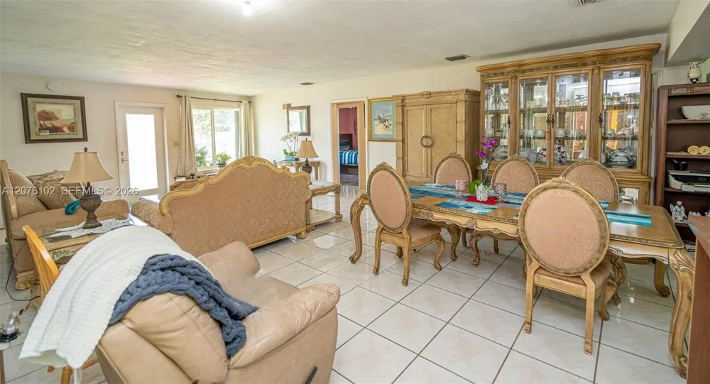 2340 NW 187th St Miami Gardens, FL 33056