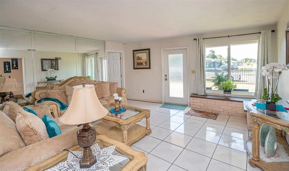 2340 NW 187th St Miami Gardens, FL 33056