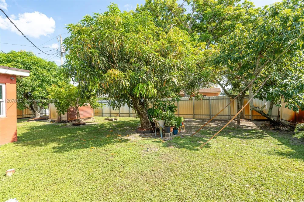 2340 NW 187th St Miami Gardens, FL 33056