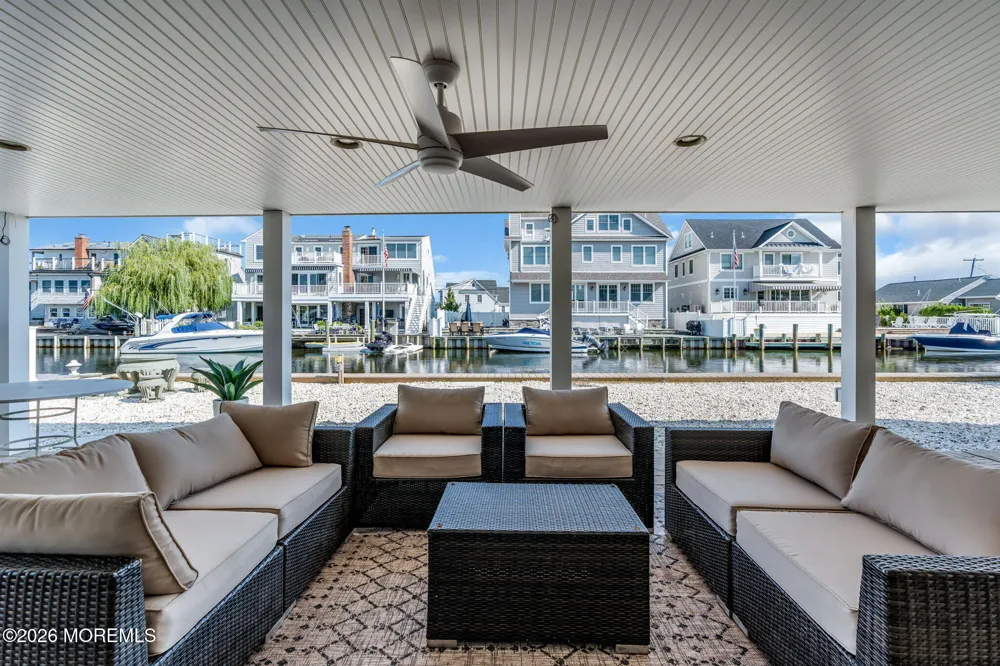 326 Cutter Lane Mantoloking, NJ 08738