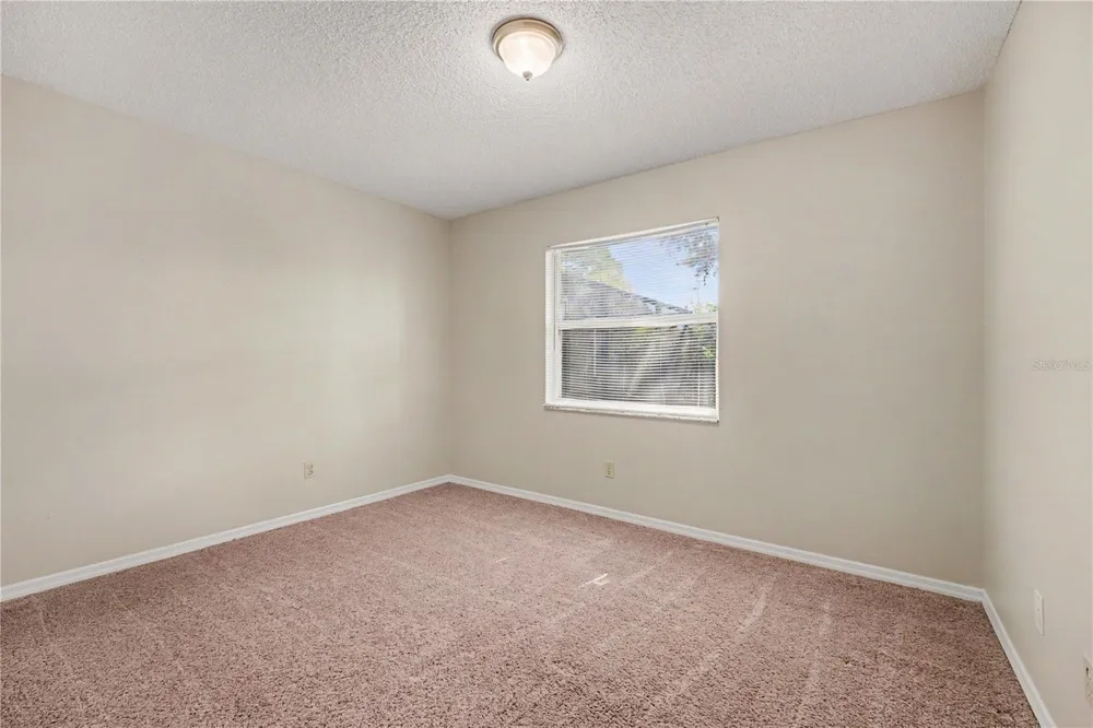 829 NE PEMBROKE AVENUE Palm Bay, FL 32907