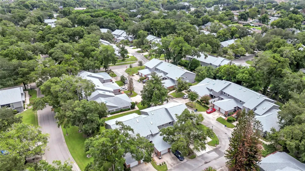 605 CHESTNUT OAK CIRCLE #107 Altamonte Springs, FL 32701