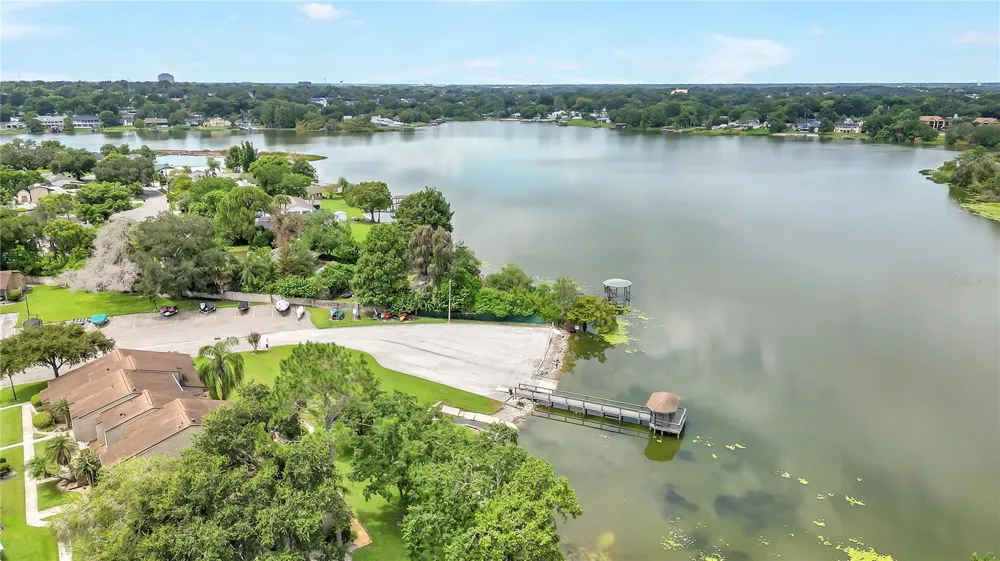 605 CHESTNUT OAK CIRCLE #107 Altamonte Springs, FL 32701