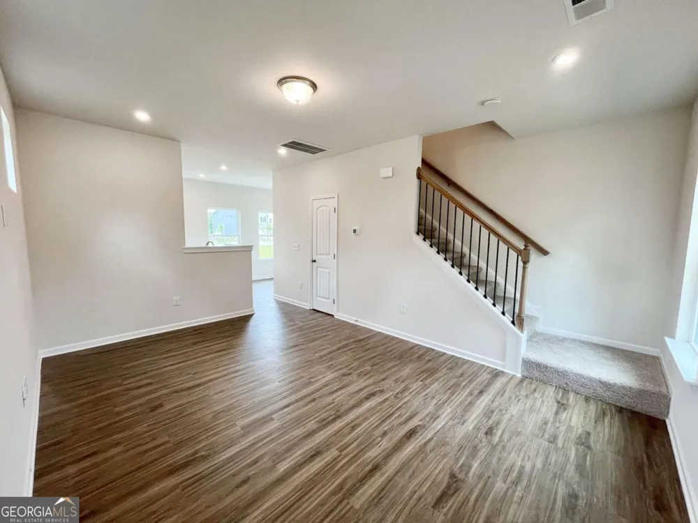 21 Cove LN Ringgold, GA 30736