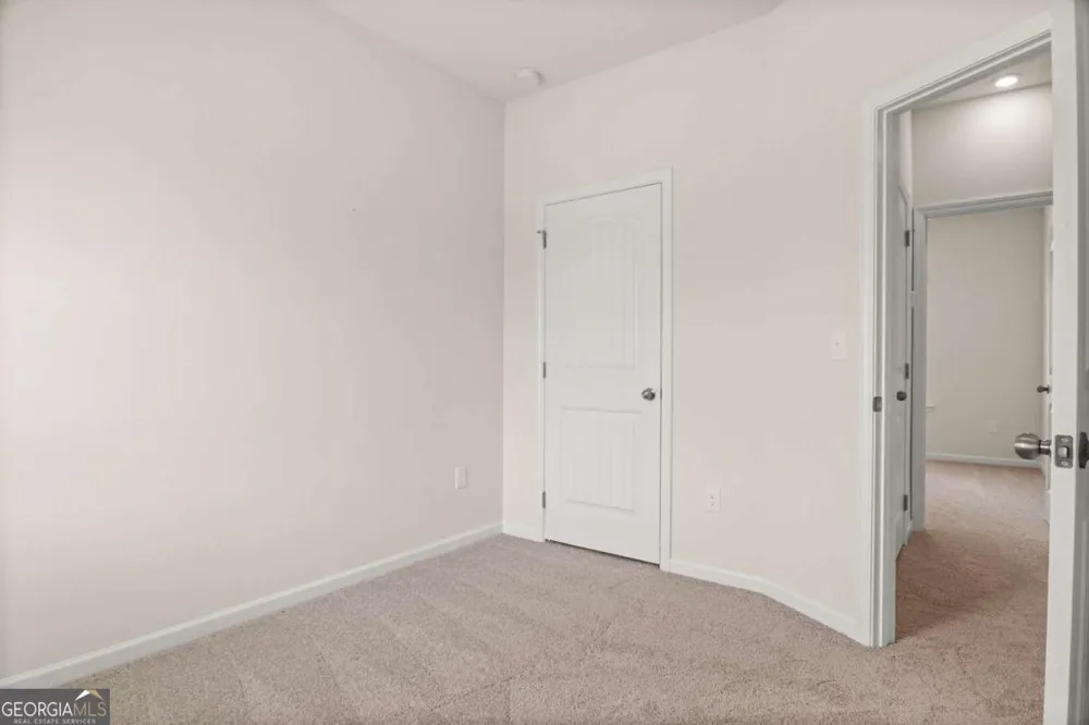 21 Cove LN Ringgold, GA 30736