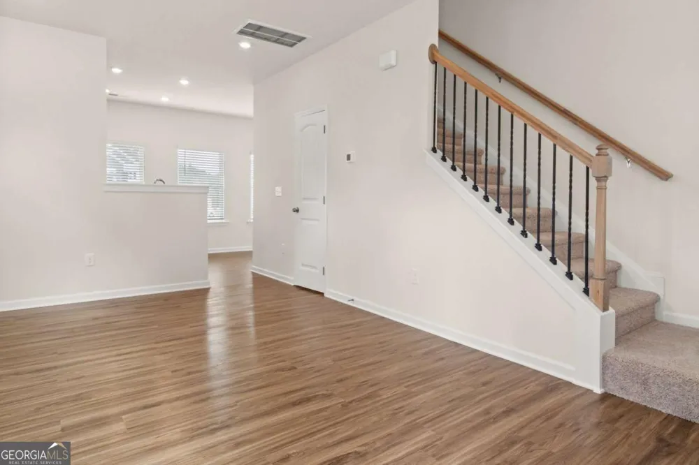 21 Cove LN Ringgold, GA 30736