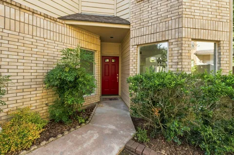 5711 Taylor Draper Cove #B