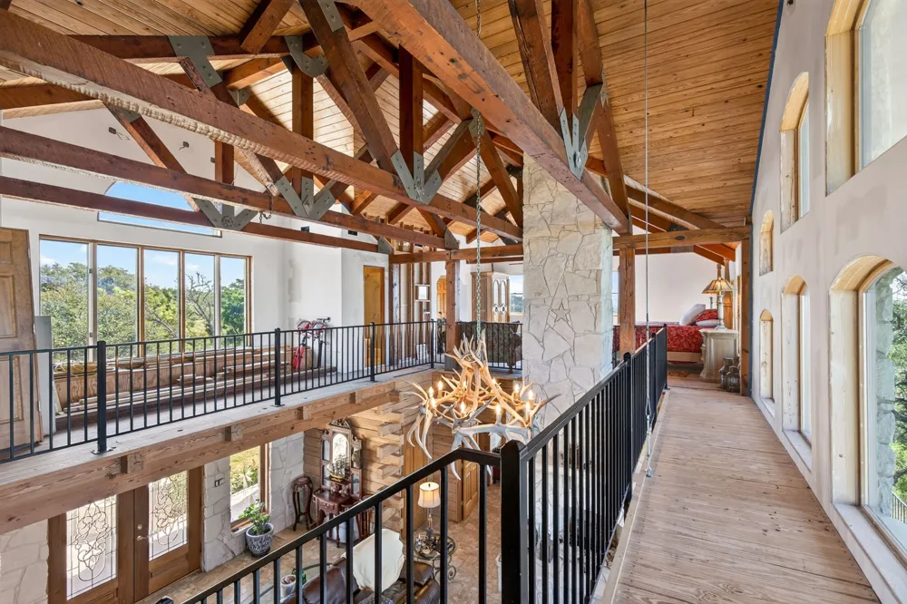 6401 Muleshoe Bend Trail Marble Falls, TX 78654