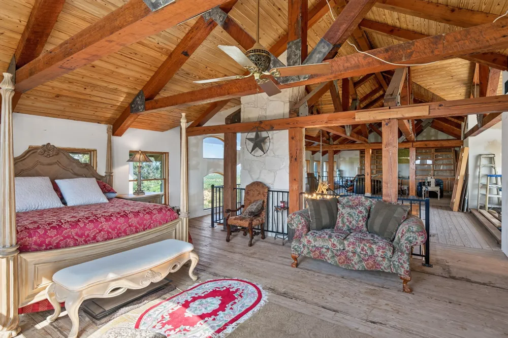 6401 Muleshoe Bend Trail Marble Falls, TX 78654
