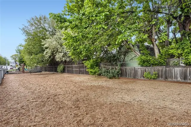 7309 W Hampden Avenue #204 Lakewood, CO 80227