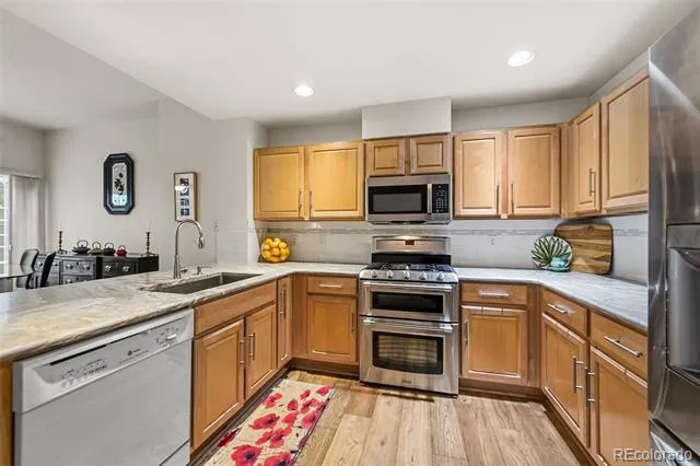 658 S Yarrow Street Lakewood, CO 80226