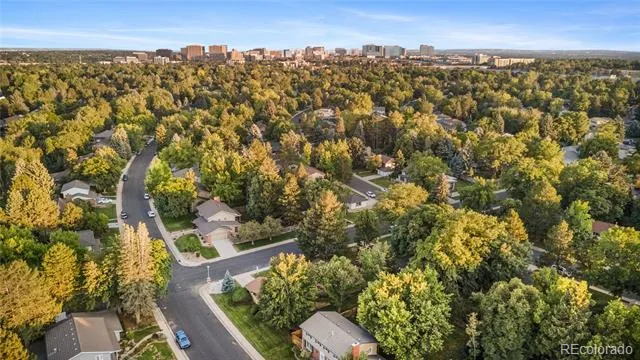 3701 S Peach Way Denver, CO 80237