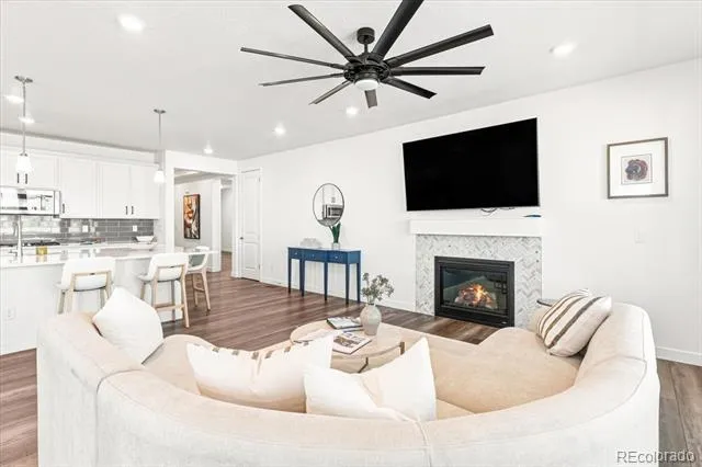 22441 E Narrowleaf Circle Aurora, CO 80016