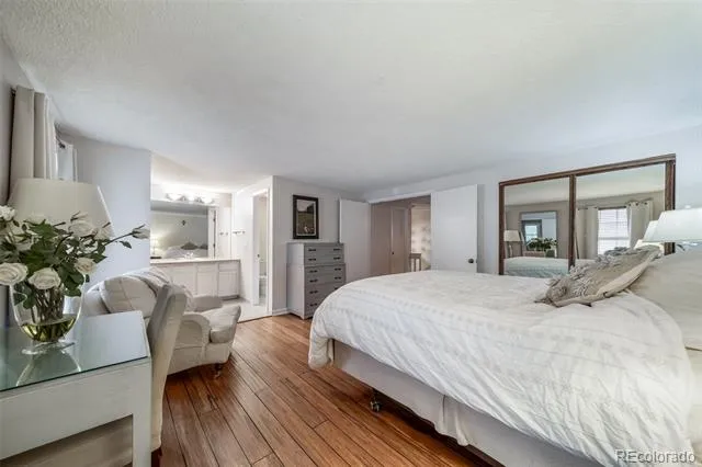 2874 W Long Drive #B Littleton, CO 80120