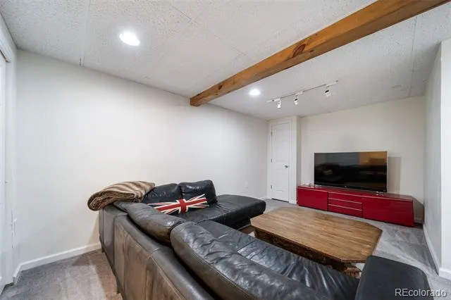 2874 W Long Drive #B Littleton, CO 80120