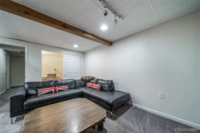 2874 W Long Drive #B Littleton, CO 80120