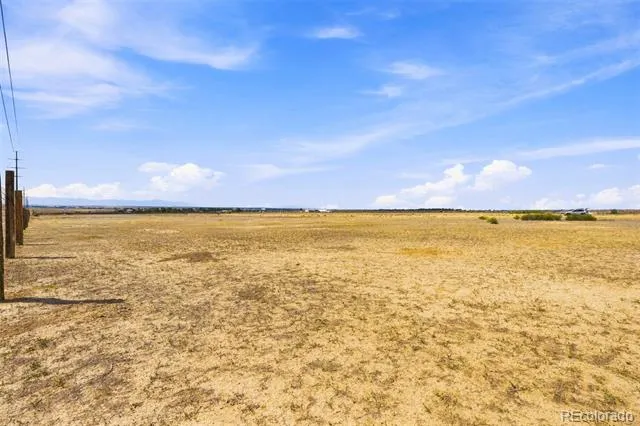 1817 Annie Lane Keenesburg, CO 80643