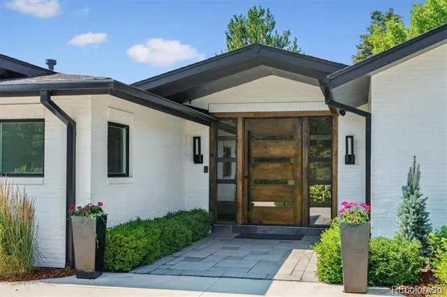 4900 Lakeshore Drive Littleton, CO 80123