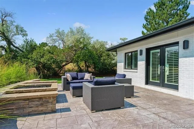 4900 Lakeshore Drive Littleton, CO 80123