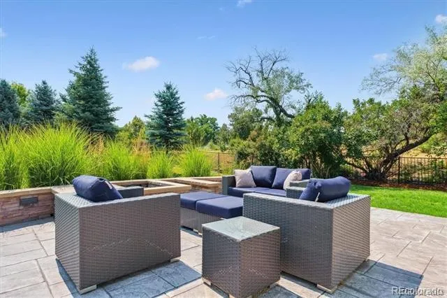 4900 Lakeshore Drive Littleton, CO 80123