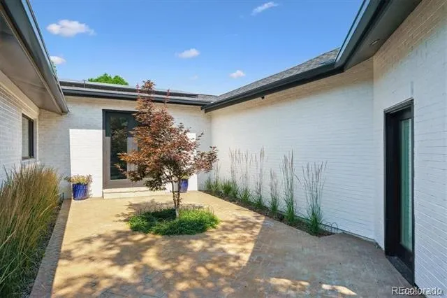 4900 Lakeshore Drive Littleton, CO 80123