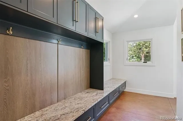 4900 Lakeshore Drive Littleton, CO 80123