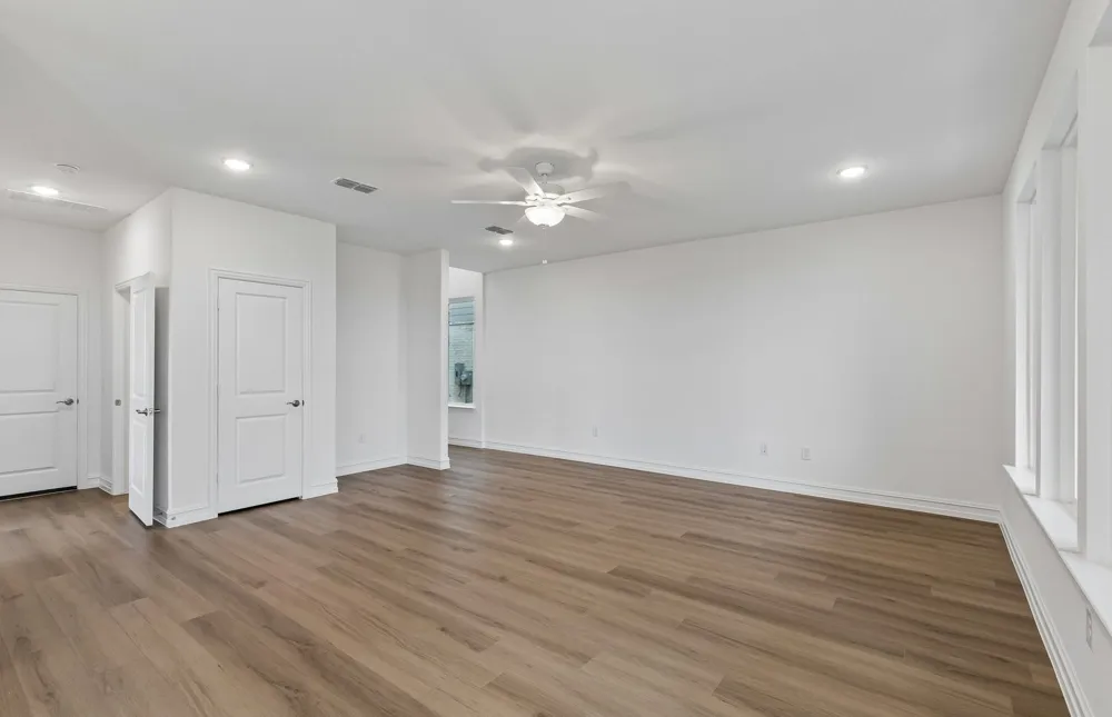 1024 Hammy Lane Aubrey, TX 76227