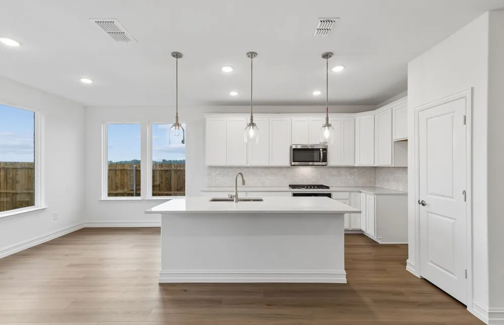 1024 Hammy Lane Aubrey, TX 76227