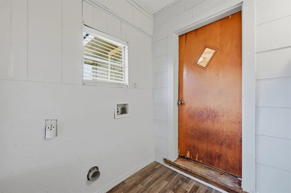 408 E Park Avenue Sherman, TX 75090