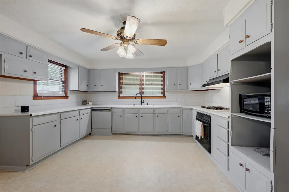 408 E Park Avenue Sherman, TX 75090