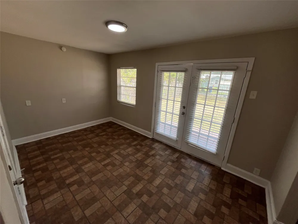 317 E Ridgewood Drive Garland, TX 75041