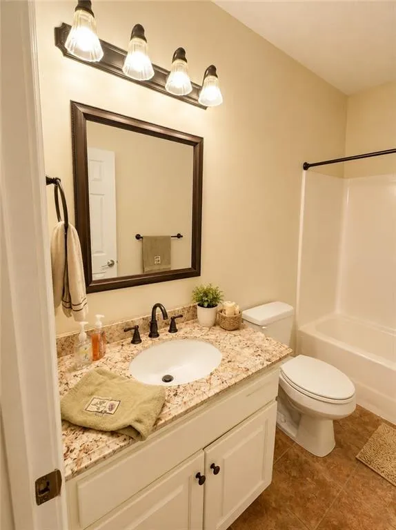 136 Eagles Nest Circle Carrollton, GA 30116