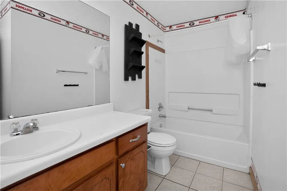 755 Peeksville Road Locust Grove, GA 30248